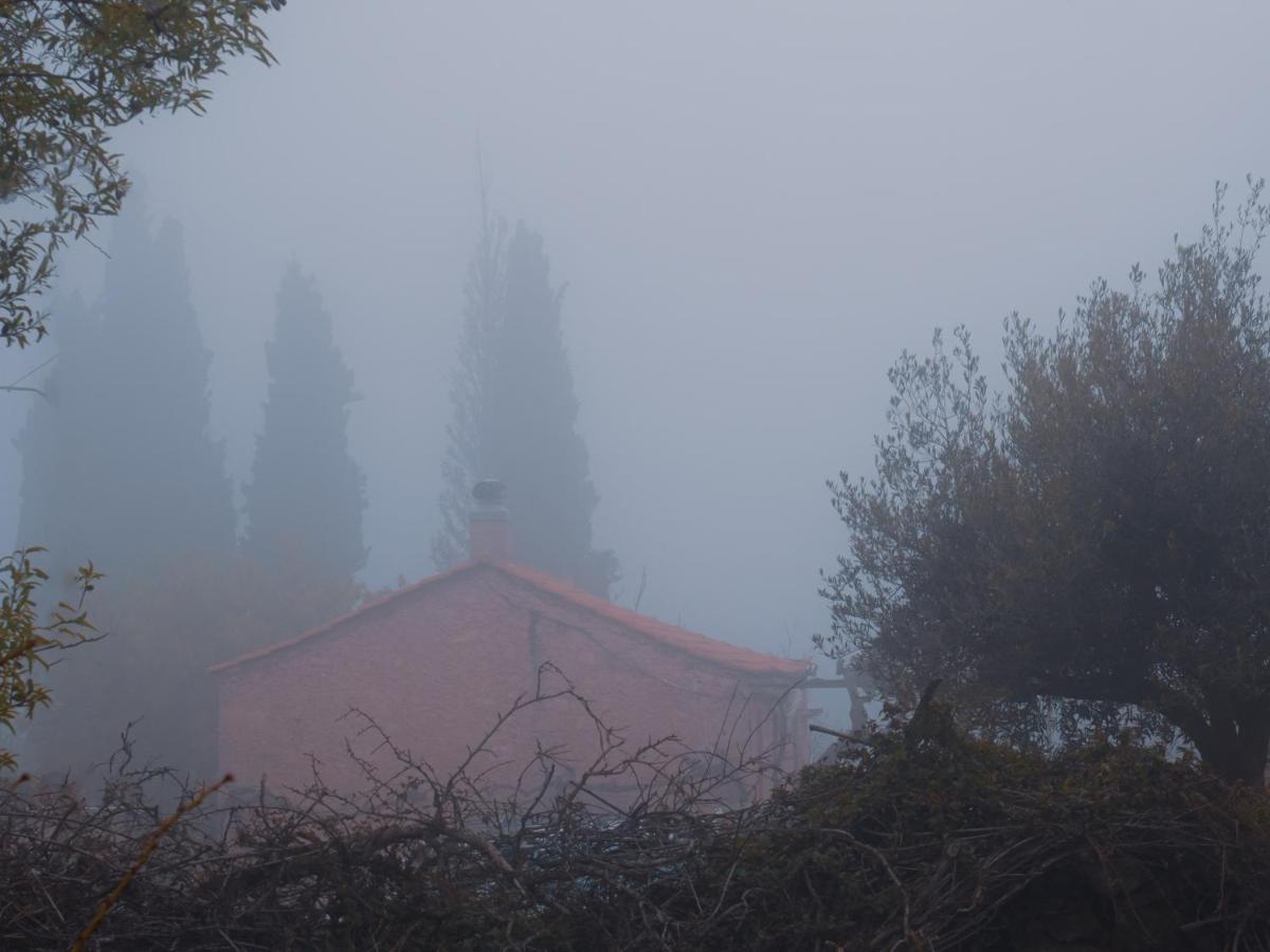Vintage Stone-Built Country Cottage In Richea Kouloureika Exterior foto