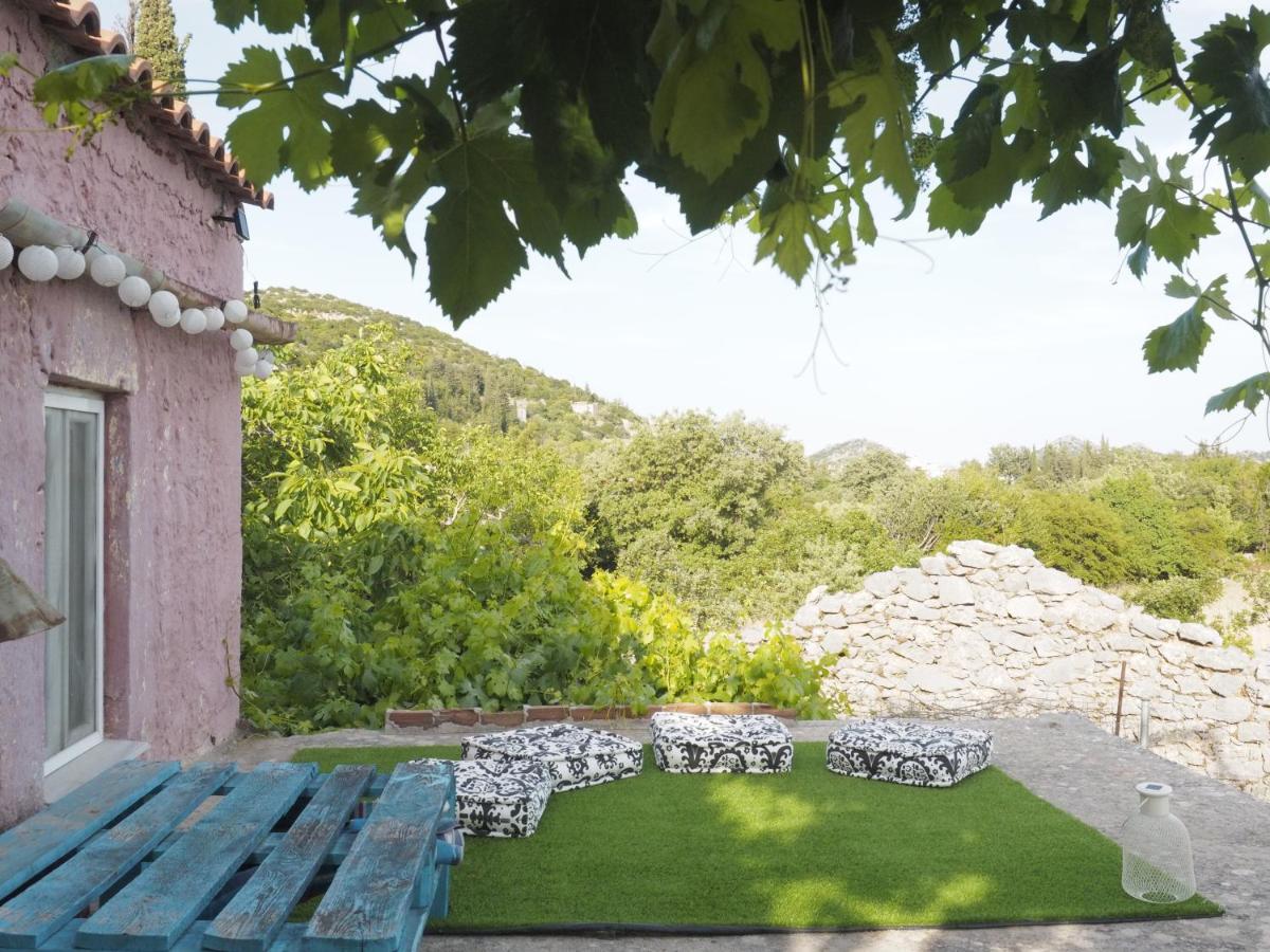 Vintage Stone-Built Country Cottage In Richea Kouloureika Exterior foto