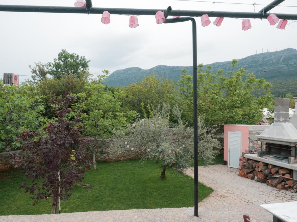 Vintage Stone-Built Country Cottage In Richea Kouloureika Exterior foto
