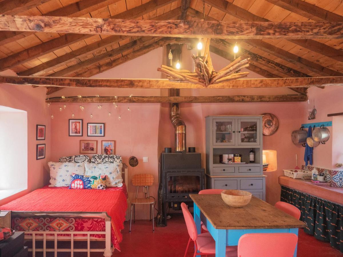 Vintage Stone-Built Country Cottage In Richea Kouloureika Exterior foto